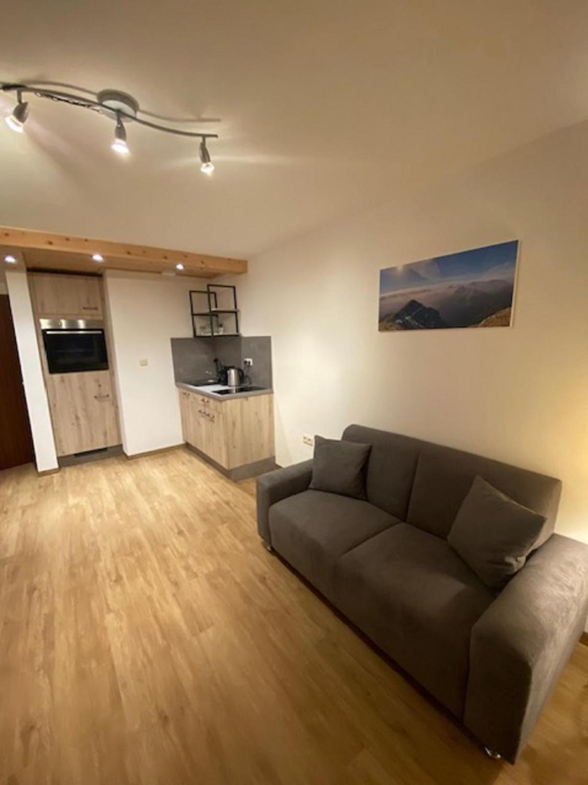 Alpenappartements Schwalbennestl Mittenwald Buitenkant foto